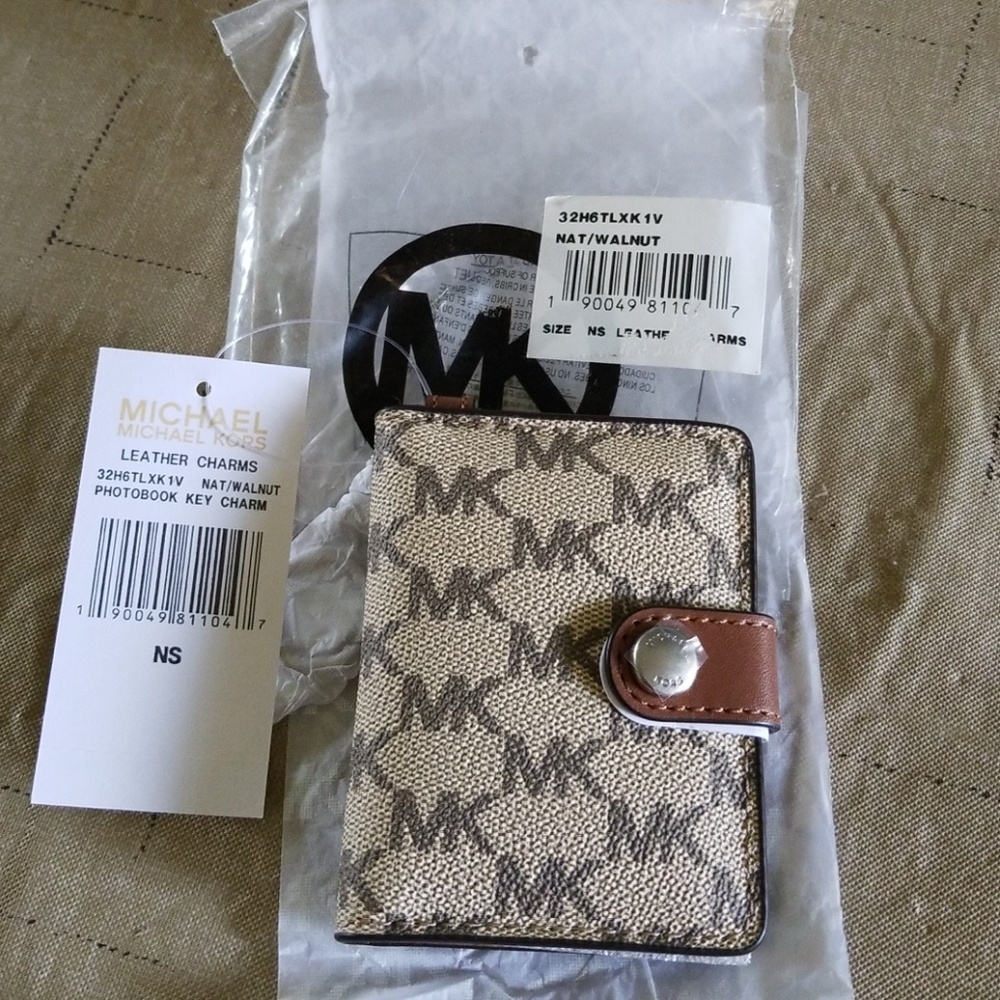 MICHAEL Michael Kors Charm